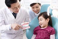 6 điều cần tránh để phòng bệnh răng miệng cho bé